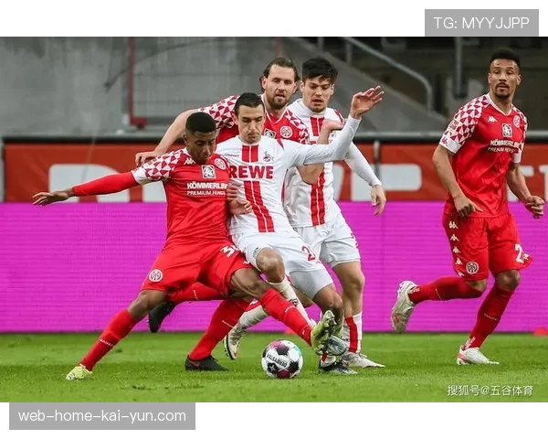 德甲升班马生存挑战 汉堡科隆面临严峻保级压力